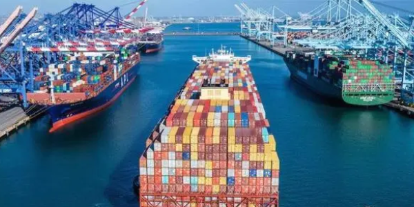 集装箱船闲置运力大幅下降，未来集装箱海运费还会持续下跌